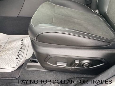 New 2026 Jeep Grand Cherokee Altitude image 11