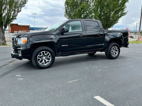 Used 2022 GMC Canyon AT4 w/ Trailering Package AWD/4WD image 10