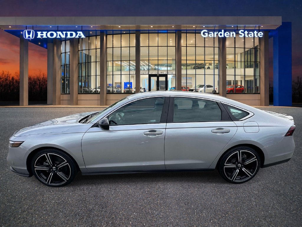 Used 2024 Honda Accord Sport image 5