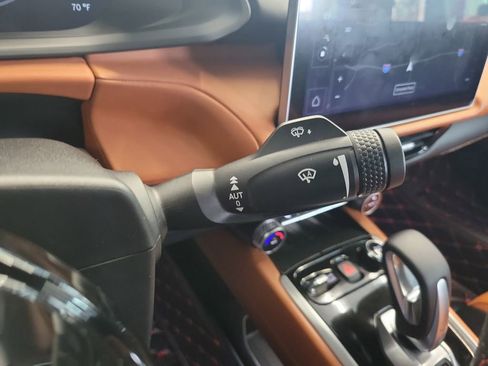 Used 2024 Lotus Emira First Edition image 11