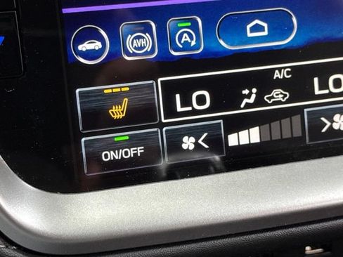 Used 2022 Subaru Outback Premium AWD/4WD image 4