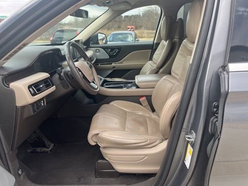 Used 2021 Lincoln Aviator Reserve w/ Equipment Group 202A image 14