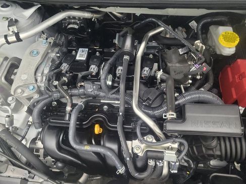 Used 2025 Nissan Sentra SV FWD image 30