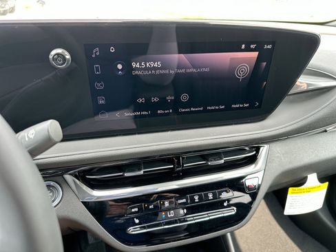 New 2026 Buick Envista Preferred FWD image 16