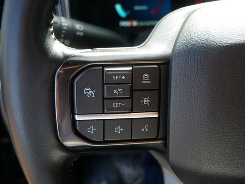 Used 2023 Ford F450 Platinum w/ FX4 Off-Road Package image 28