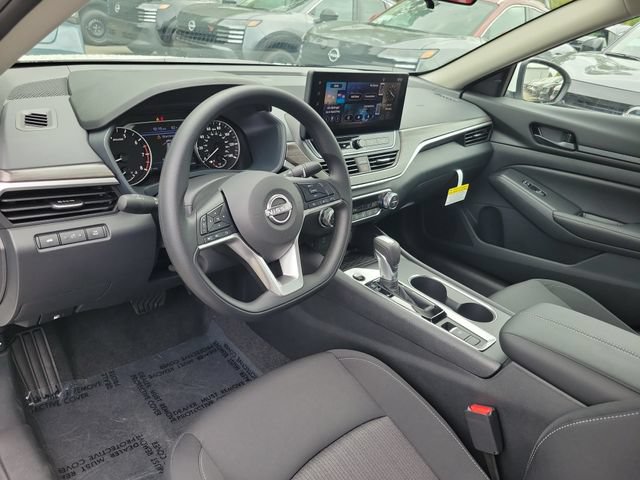New 2026 Nissan Altima 2.5 SV w/ SV Special Edition Package AWD/4WD image 14