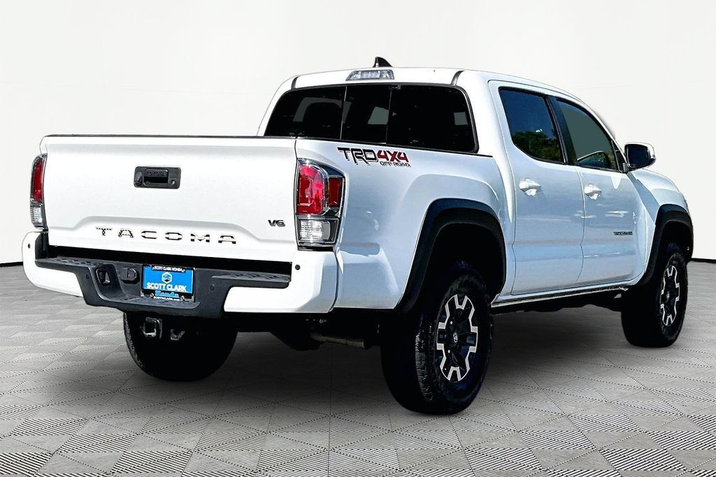 Used 2023 Toyota Tacoma TRD Off-Road w/ Technology Package AWD/4WD image 6