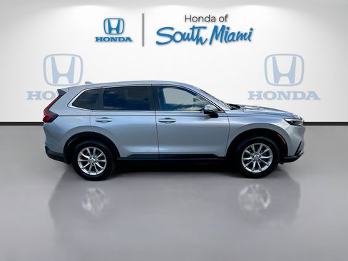 Used 2023 Honda CR-V EX image 8