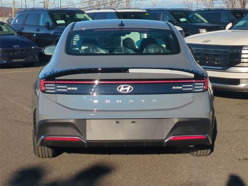 New 2026 Hyundai Sonata SE image 4