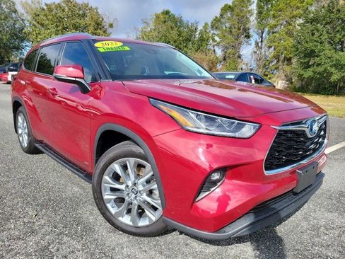 Used 2022 Toyota Highlander Limited image 8