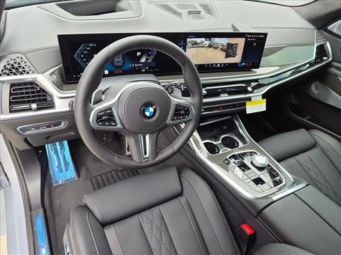 New 2027 BMW X7 M60i AWD/4WD image 3