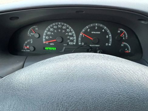 Used 2003 Ford F150 XL image 15