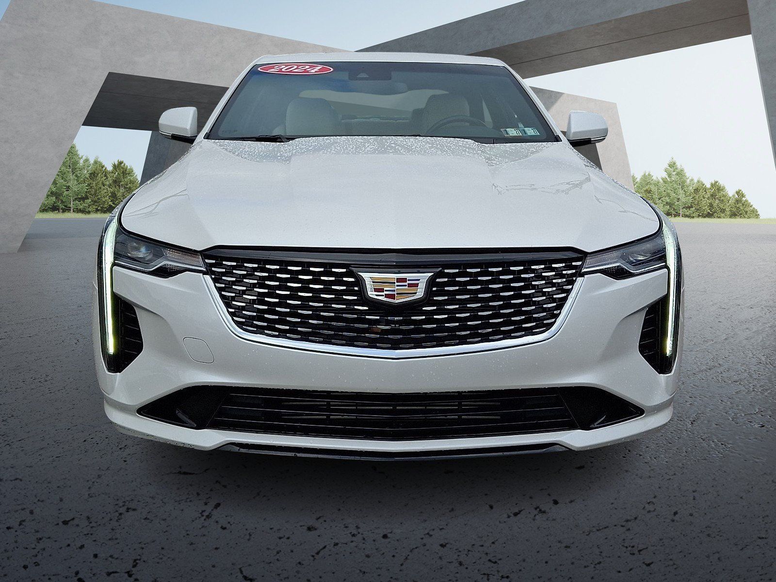 Used 2024 Cadillac CT4 Luxury RWD image 2