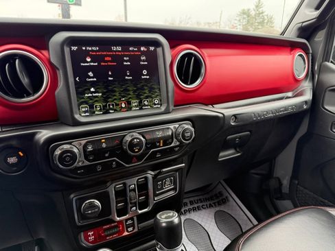 Used 2021 Jeep Wrangler Unlimited Rubicon w/ Uconnect 4C Nav & Sound Group image 32