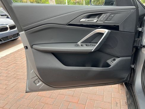 Used 2025 BMW X2 xDrive28i image 14