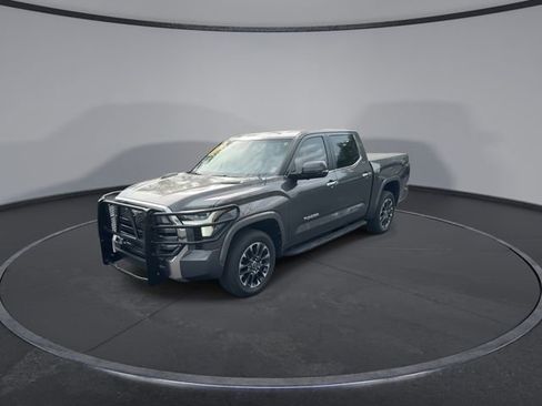 Used 2024 Toyota Tundra Limited AWD/4WD image 7