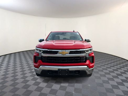 Used 2023 Chevrolet Silverado 1500 LT AWD/4WD image 3