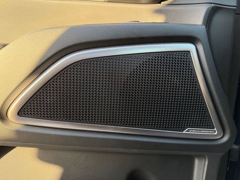 New 2025 Kia Telluride EX w/ EX Captain's Chair Package image 23