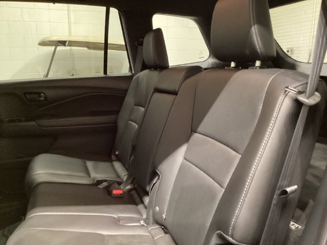Used 2023 Honda Passport EX-L image 19