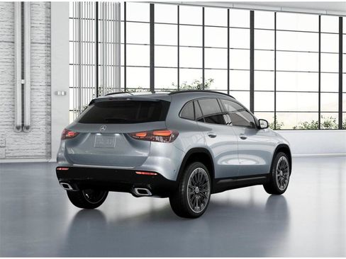 New 2026 Mercedes-Benz GLA 250 4MATIC image 22