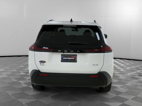 Used 2026 Toyota RAV4 XLE Premium AWD/4WD image 4