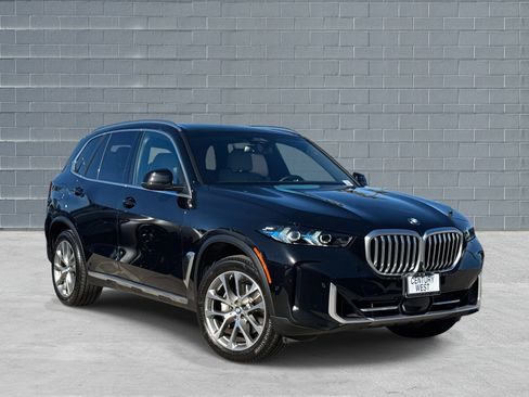Used 2026 BMW X5 sDrive40i w/ Premium Package image 1