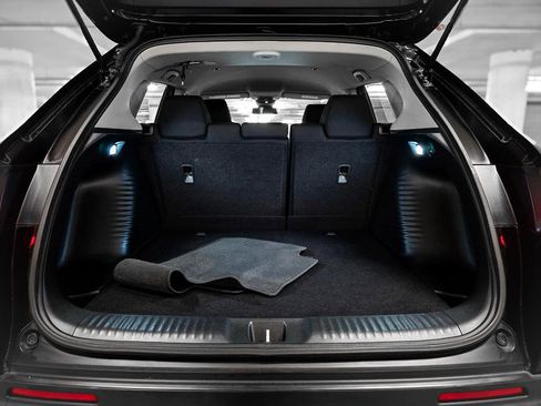 Used 2023 Honda HR-V LX image 8