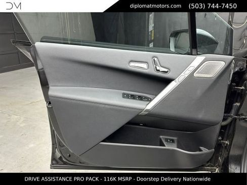 Used 2025 BMW iX M60 AWD/4WD image 25