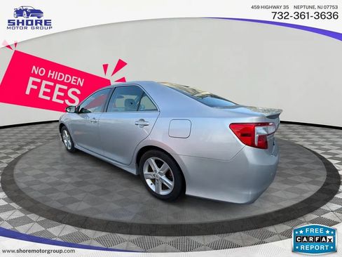 Used 2012 Toyota Camry SE FWD image 5