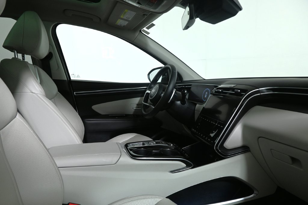 Used 2023 Hyundai Tucson Limited AWD/4WD image 28