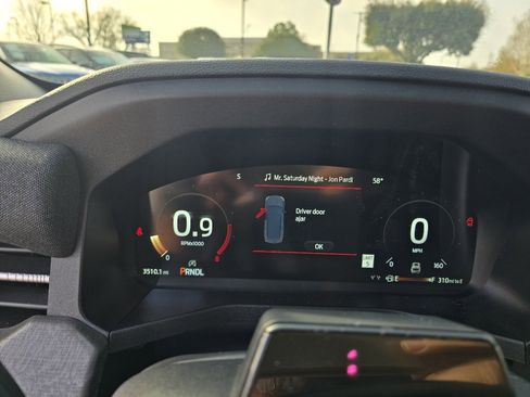 New 2026 Ford Explorer Platinum image 11