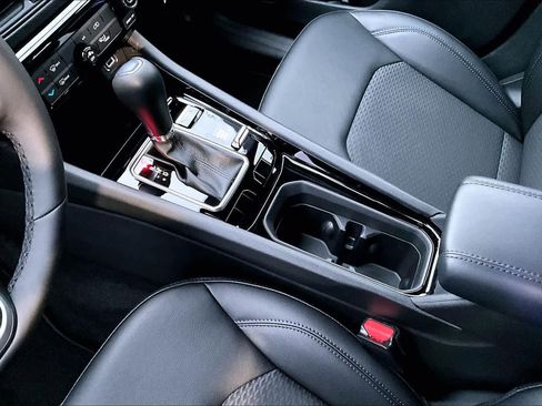 New 2026 Jeep Compass Latitude image 17