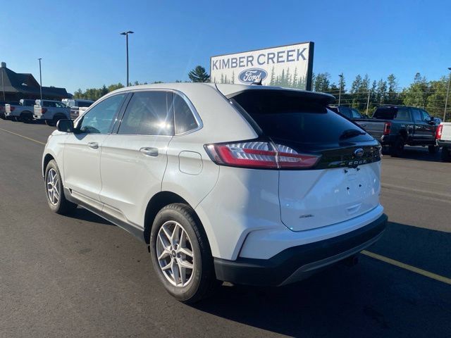Used 2024 Ford Edge SEL w/ Convenience Package AWD/4WD image 3