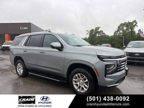 Used 2025 Chevrolet Tahoe LT RWD image 1
