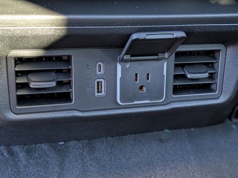 New 2026 Chevrolet Silverado 1500 LT image 28