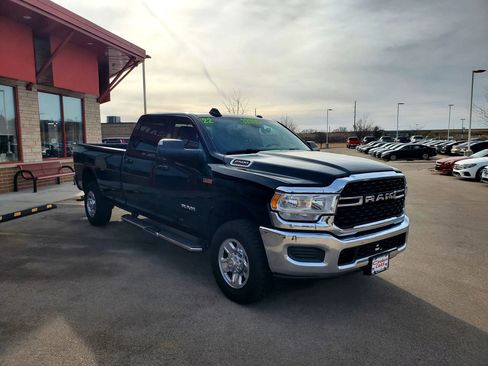 Used 2022 RAM 2500 Big Horn image 3