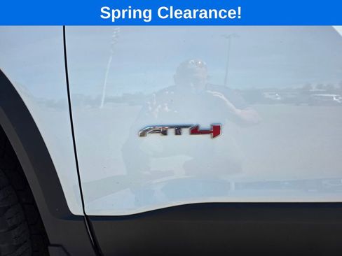Used 2023 GMC Acadia AT4 w/ Trailering Package AWD/4WD image 12