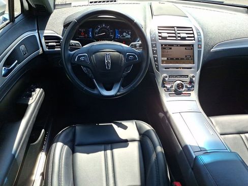 Used 2019 Lincoln MKZ Premiere FWD image 2