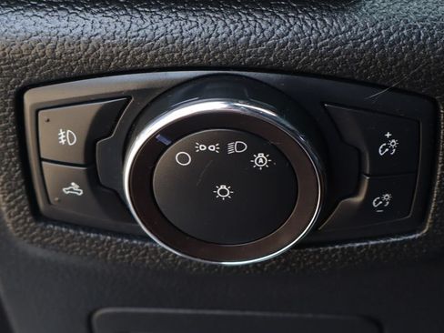Used 2019 Ford F150 XLT w/ Equipment Group 302A Luxury AWD/4WD image 25