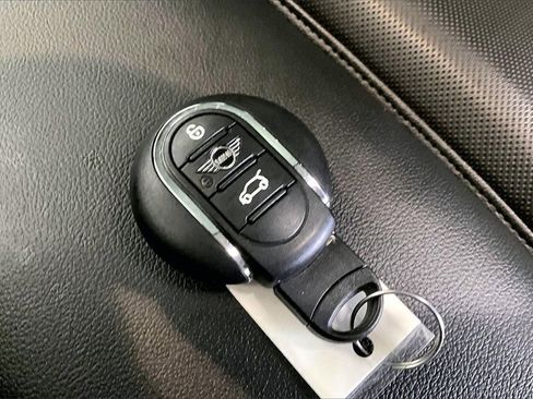 Used 2019 MINI Cooper Countryman S w/ Premium Package image 10