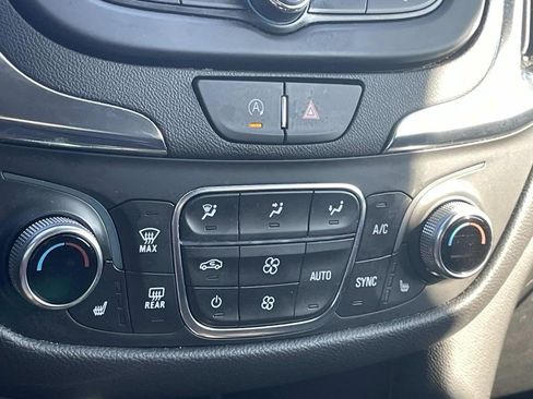 Certified 2024 Chevrolet Equinox LT image 20