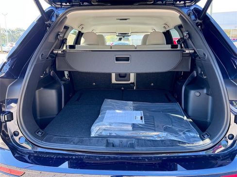 New 2025 Mitsubishi Outlander SE image 27