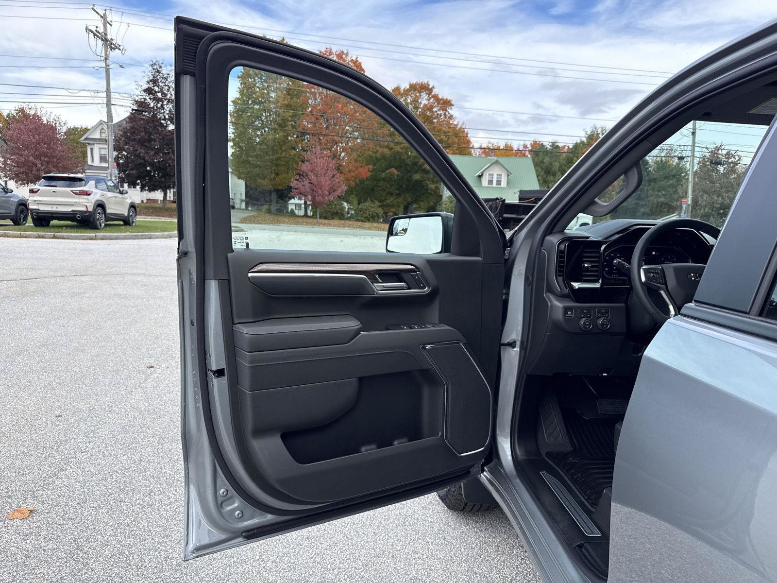 New 2026 Chevrolet Silverado 1500 RST AWD/4WD image 12