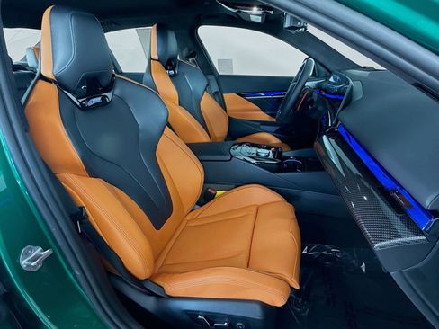 Used 2025 BMW M5 w/ Carbon Package image 29