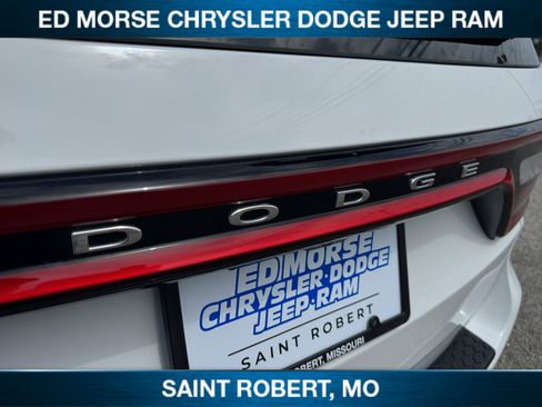 Used 2023 Dodge Durango R/T AWD/4WD image 9