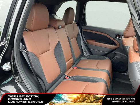 Used 2025 Subaru Forester Touring w/ Popular Package - Touring AWD/4WD image 16