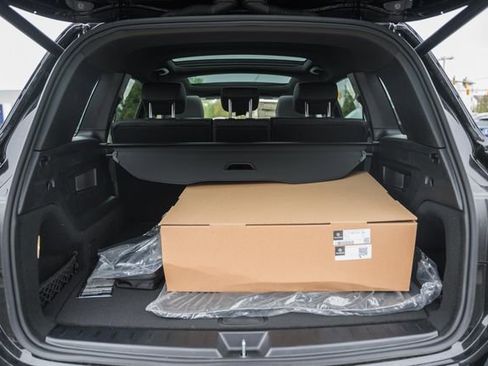 New 2026 Mercedes-Benz GLB 250 4MATIC image 10
