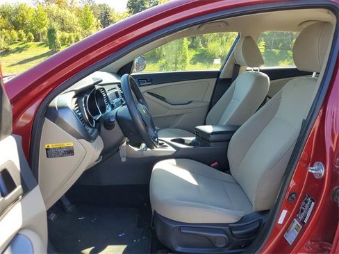 Used 2013 Kia Optima LX image 12