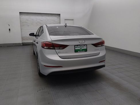 Used 2018 Hyundai Elantra Limited image 6