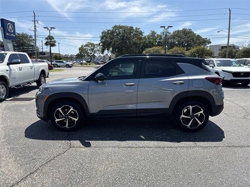 Used 2023 Chevrolet TrailBlazer RS w/ Convenience Package image 8